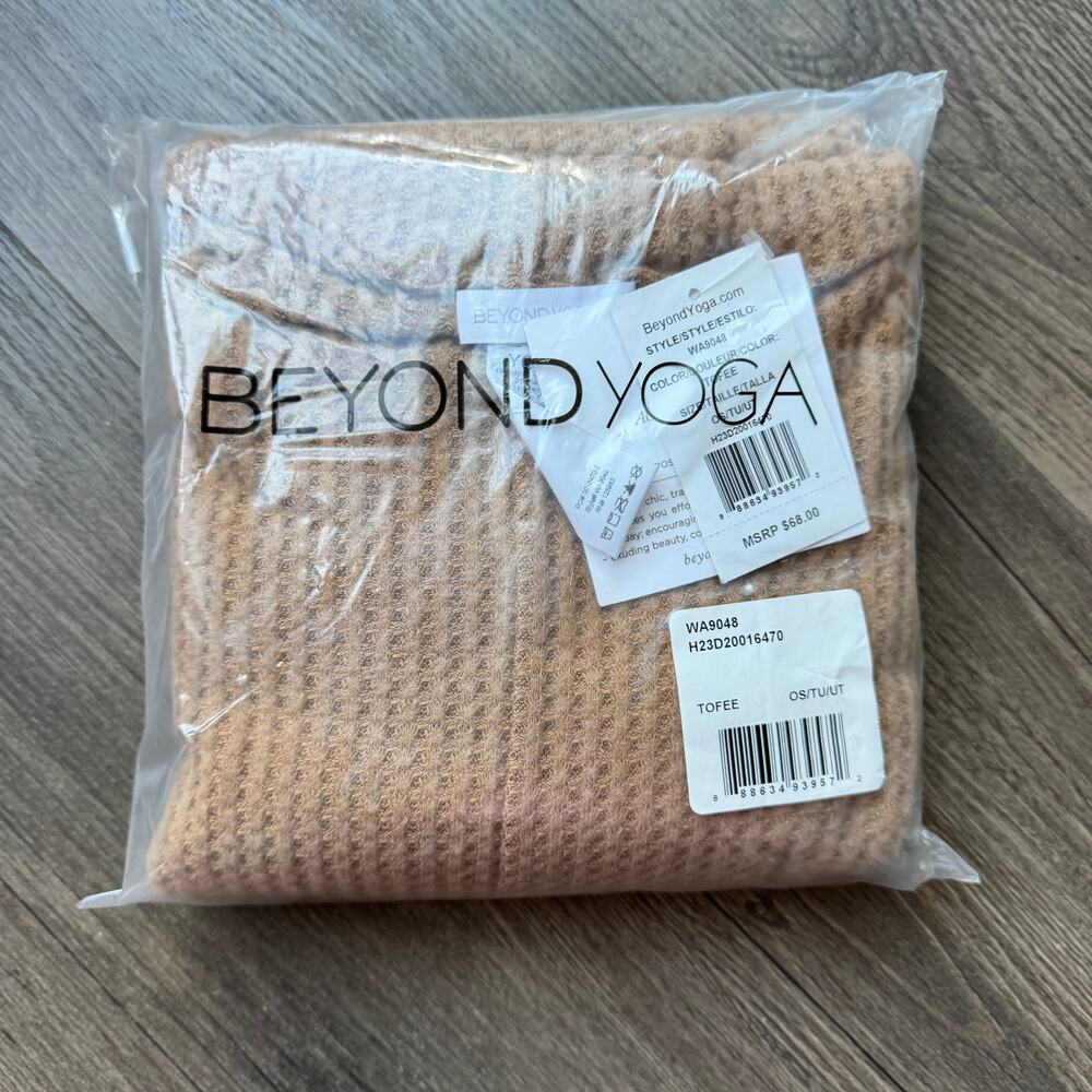 $68 NEW Beyond Yoga Waffle Knit Long Infinity Scarf Toffee Tan Lightweight Loop